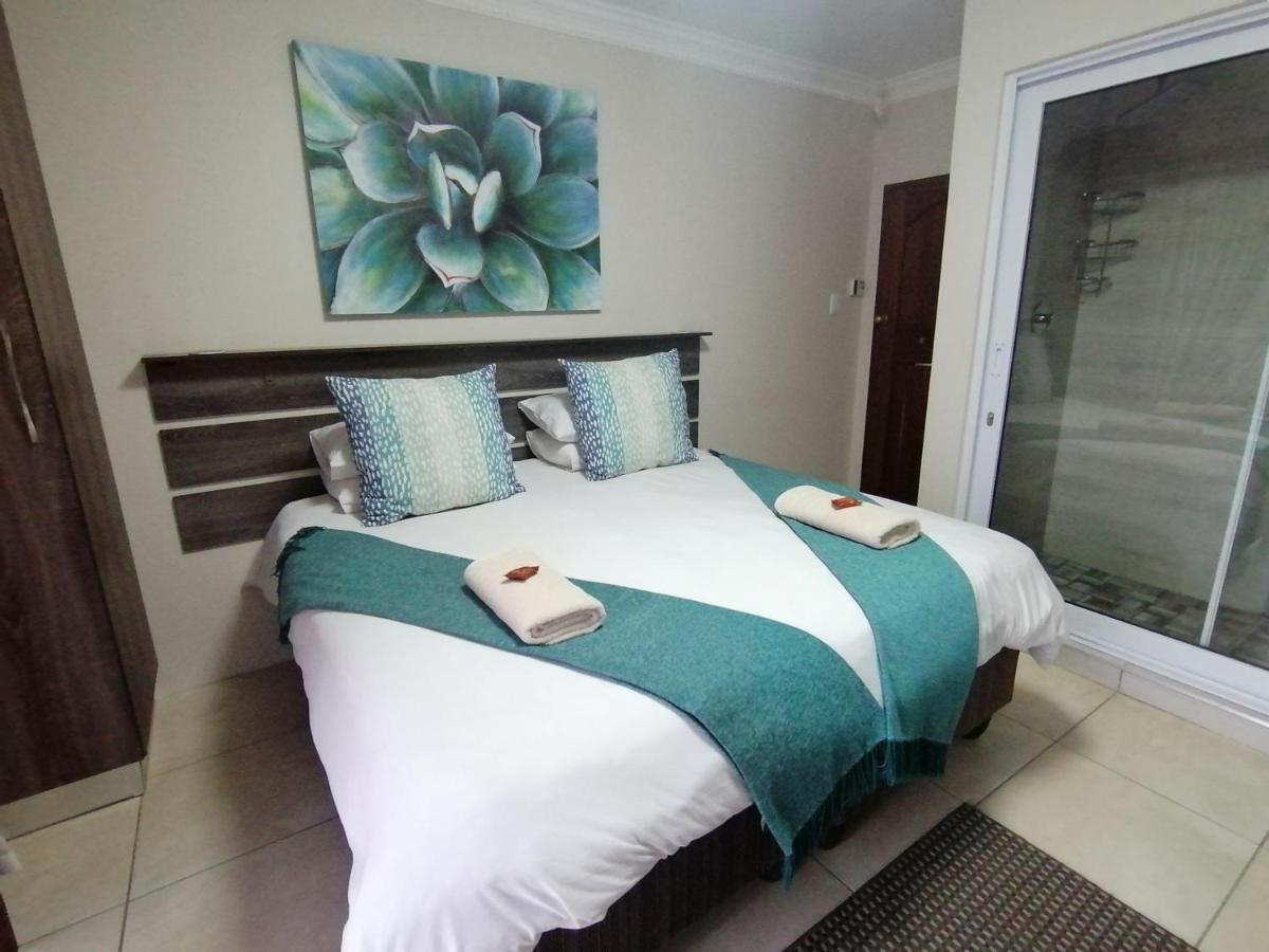 Blue Sea Guest House East London Exterior photo