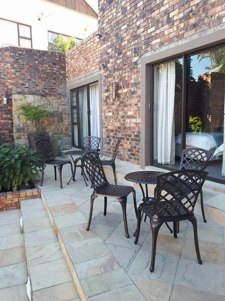 Blue Sea Guest House East London Exterior photo